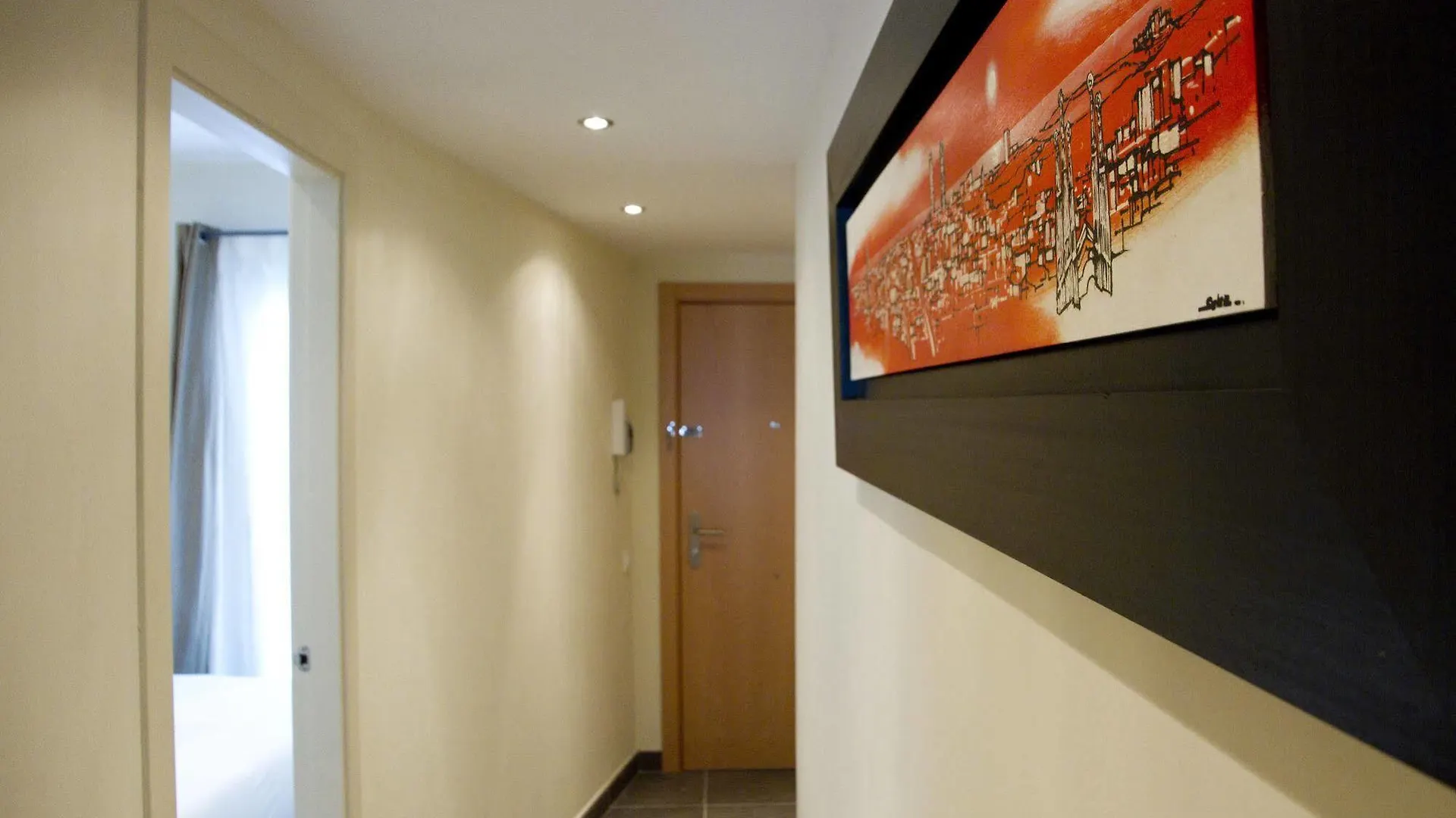 Ola Living Macba Apartment Barcelona
