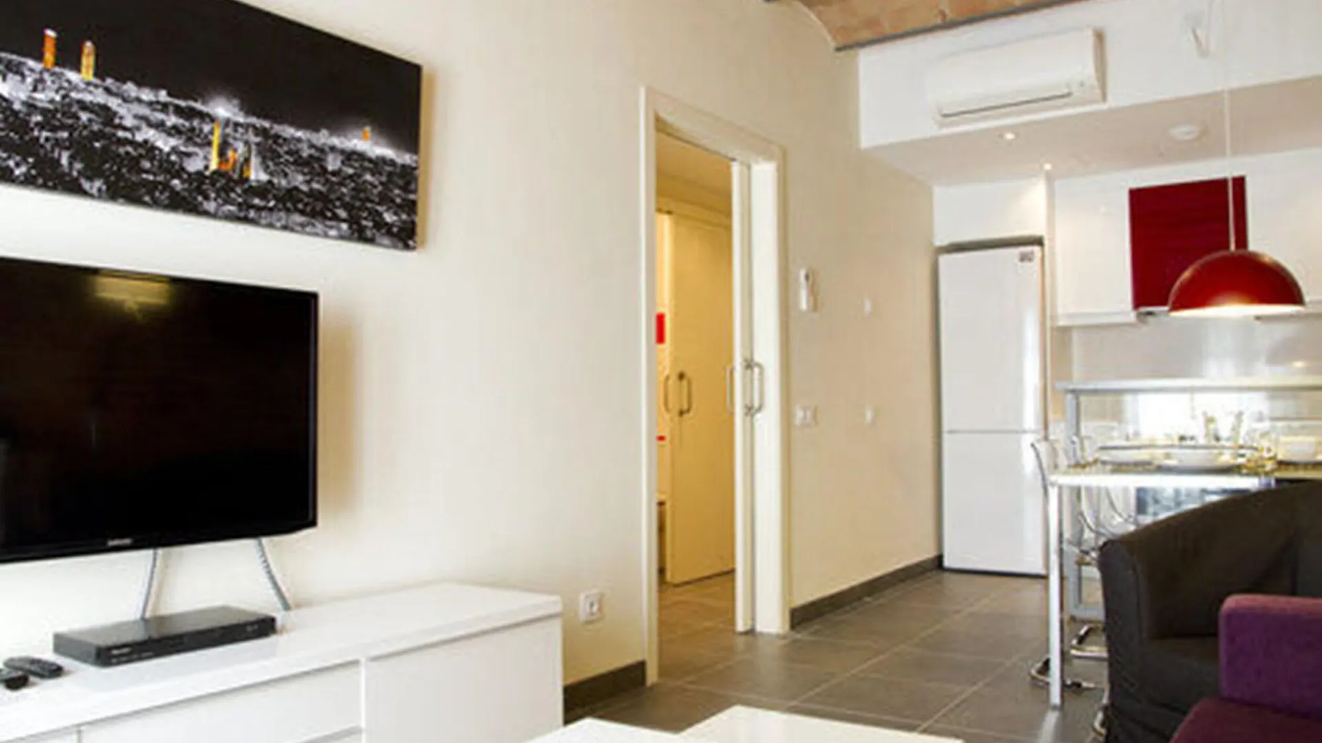 Ola Living Macba Apartment Barcelona