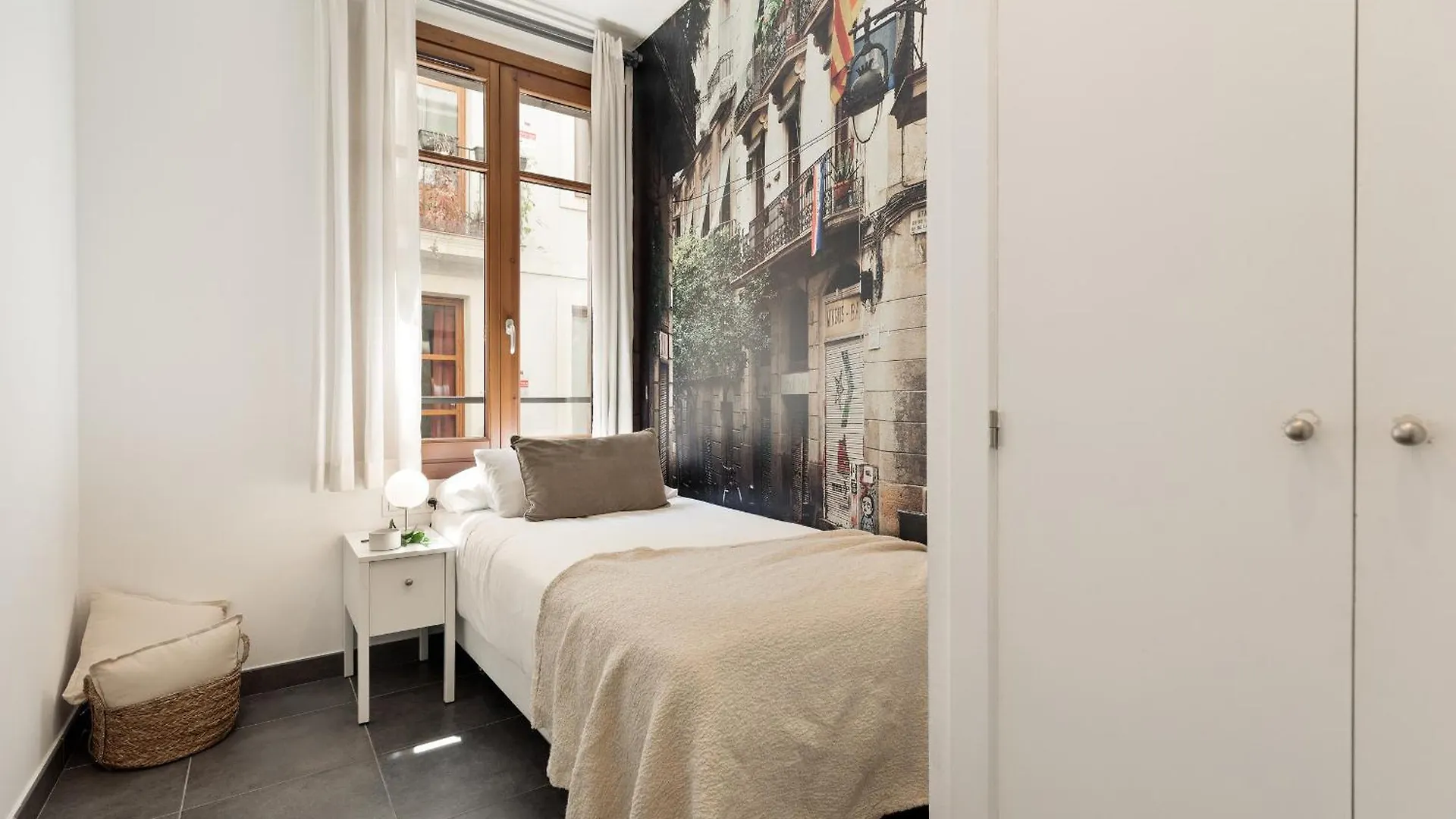Ola Living Macba Apartment Barcelona Spain